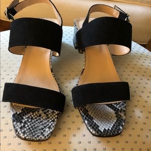 Like New Black/snakeskin sandals size 9